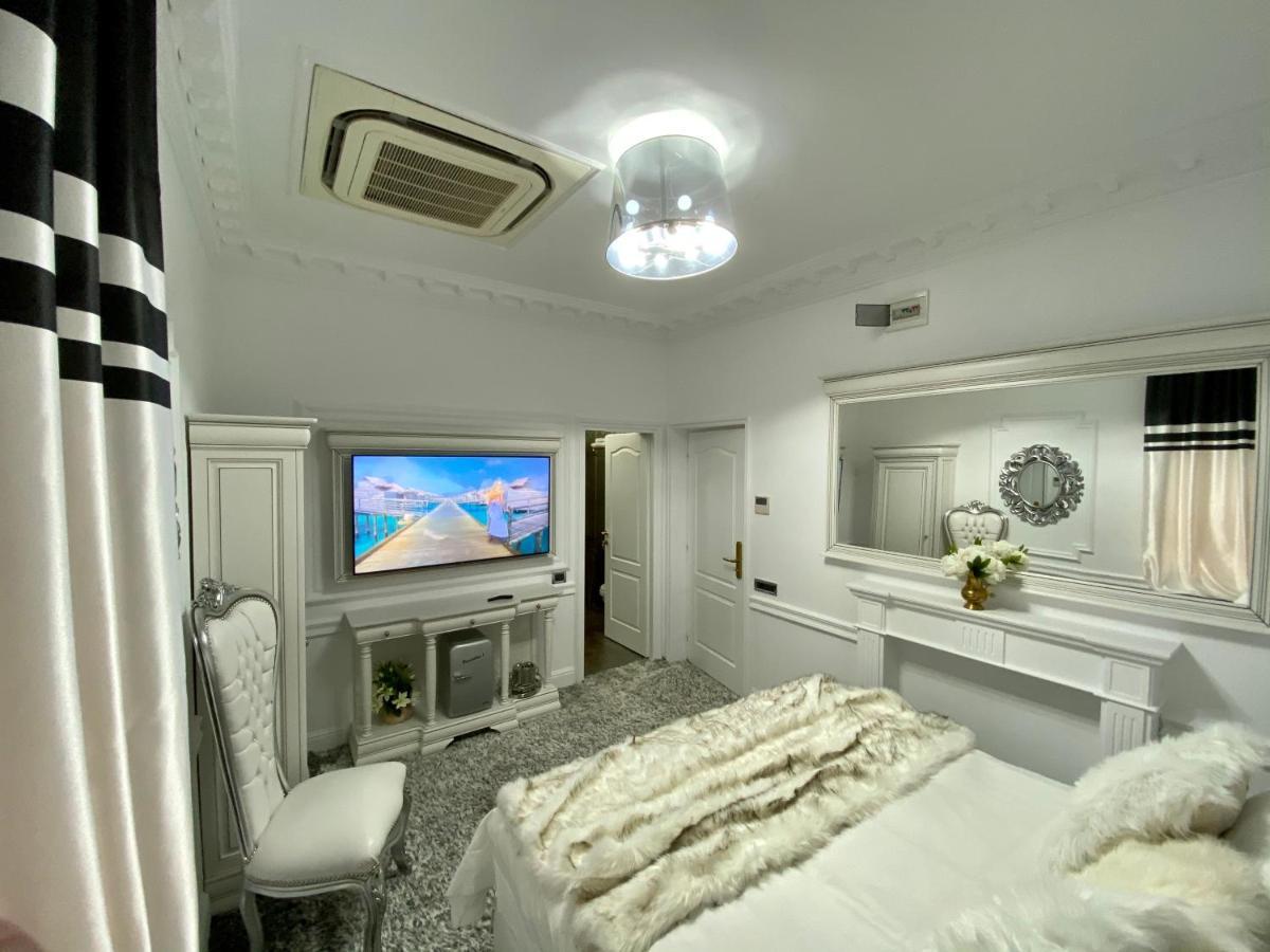 President Luxury Hotel Ploieşti Buitenkant foto