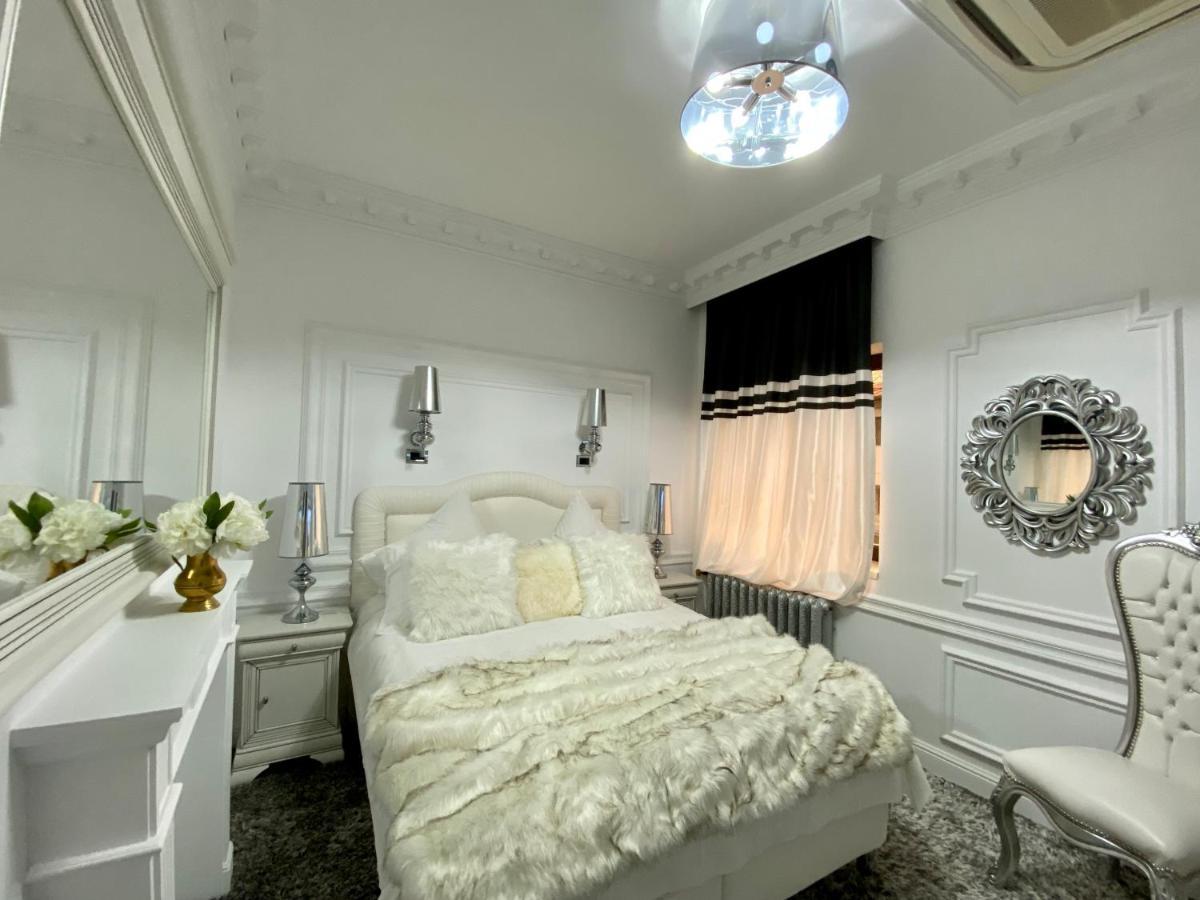 President Luxury Hotel Ploieşti Buitenkant foto